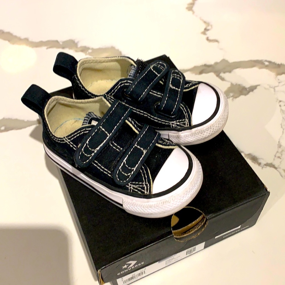 Black Converse Chuck Taylor’s